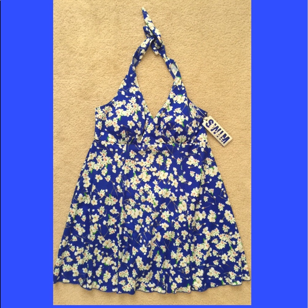 NWT —The cutest swim dress!! Size Medium!